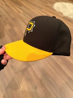 7 1/2 New Era Black and Yellow Padre Baseball Cap with 'P' Logo